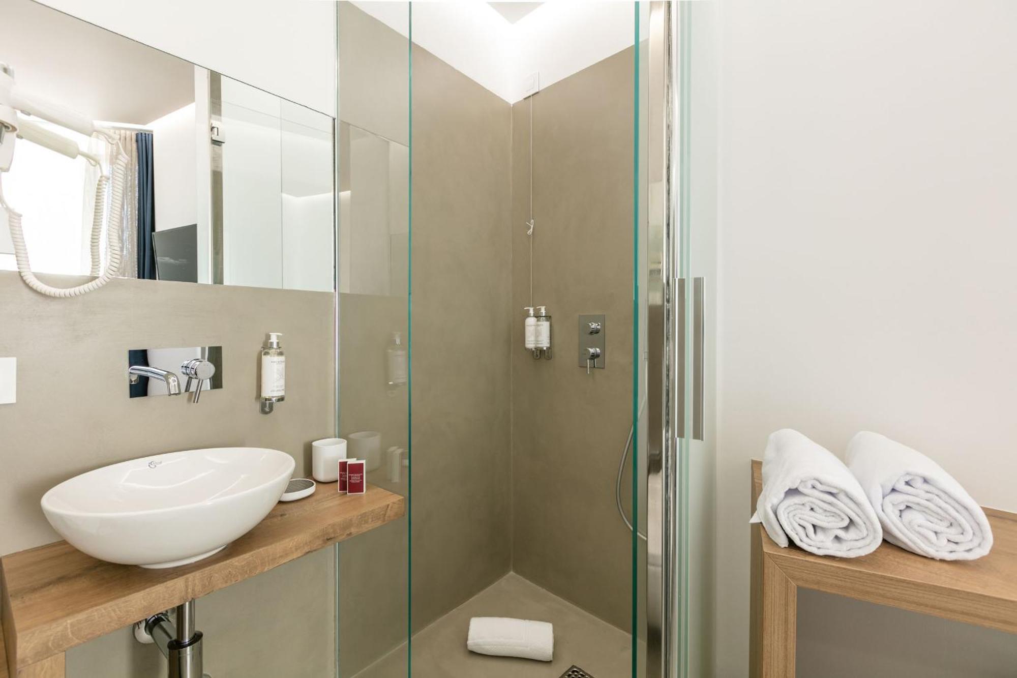 Domus Cavour Rooms&Suites Tirano Habitación foto